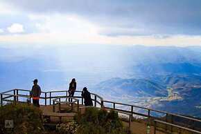 Touch Star Resort Doi Inthanon