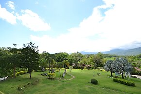 Touch Star Resort Doi Inthanon