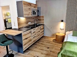 Das Au- Gut