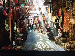 Riad Fabiola et Spa By La Siredrah