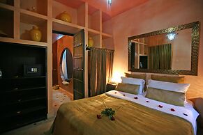 Riad Fabiola et Spa By La Siredrah