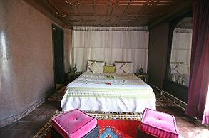 Riad Fabiola et Spa By La Siredrah