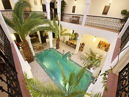 Riad Fabiola et Spa By La Siredrah