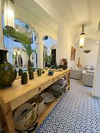 Riad Fabiola et Spa By La Siredrah