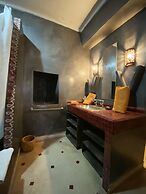 Riad Fabiola et Spa By La Siredrah