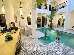 Riad Fabiola et Spa By La Siredrah