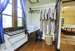 Shewe Wana Suite Resort