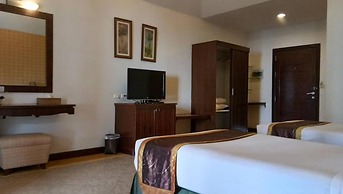 Golden Pine Beach Resort & Spa