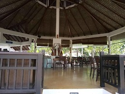 Golden Pine Beach Resort & Spa