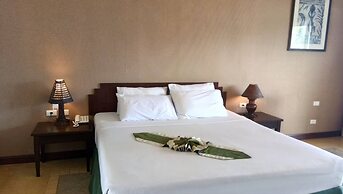 Golden Pine Beach Resort & Spa