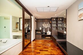 The Rock Hua Hin Beachfront Spa Resort