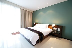 Tara Mantra Cha Am Resort