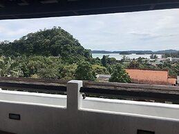 Ao Nang Colors Hotel - Aonang Beach