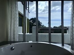 Ao Nang Colors Hotel - Aonang Beach