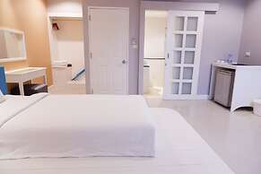 The Beach Boutique House