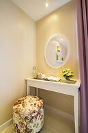 The Beach Boutique House