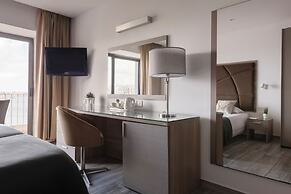 Plaza Regency Hotels