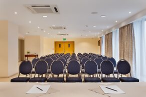 Plaza Regency Hotels