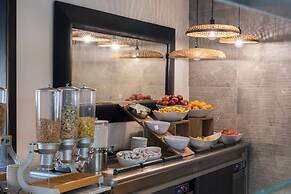 Plaza Regency Hotels