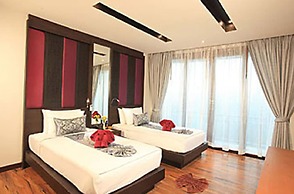 P. P. Erawan Palms Resort