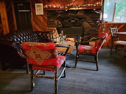 Cooper Spur Mountain Resort