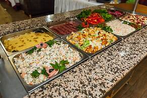 Hotel Grand Uyut