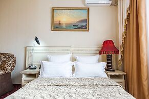 Hotel Grand Uyut