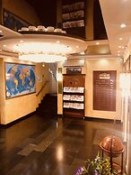 Hotel Grand Uyut
