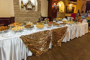 Hotel Grand Uyut
