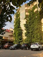 Hotel Grand Uyut