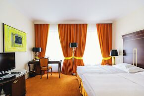 Relais & Châteaux Hotel Bülow Palais