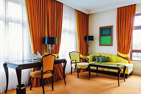 Relais & Châteaux Hotel Bülow Palais