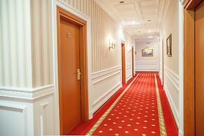 Hotel Complex GRINN
