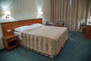 Hotel Complex GRINN