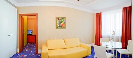 Hotel Complex GRINN