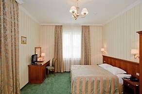 Hotel Complex GRINN
