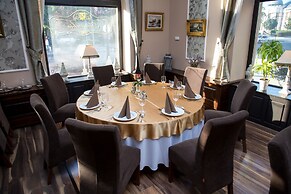 Erzsebet Kiralyne Hotel