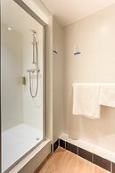 Days Inn by Wyndham Peterborough