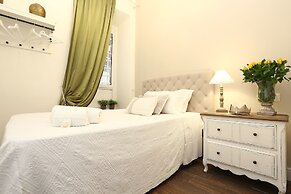 Daplace - Arena House