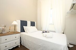 Daplace - Arena House