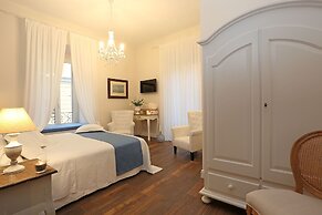 Daplace - Arena House