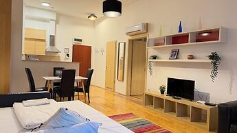 Gozsdu Court Budapest