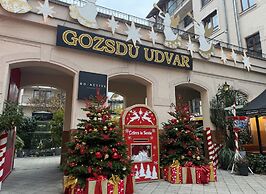Gozsdu Court Budapest