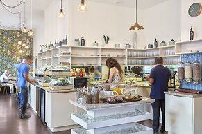 Gozsdu Court Budapest