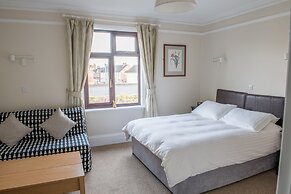 Toothbrush Rooms at Lattice Lodge