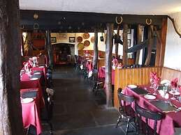 The West Country Inn