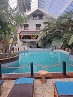 Tropical Hotel