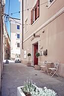 Apartments Vila Piranesi