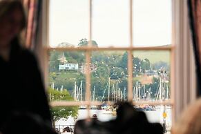 Royal Castle Hotel
