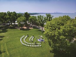 Fairmont Yangcheng Lake